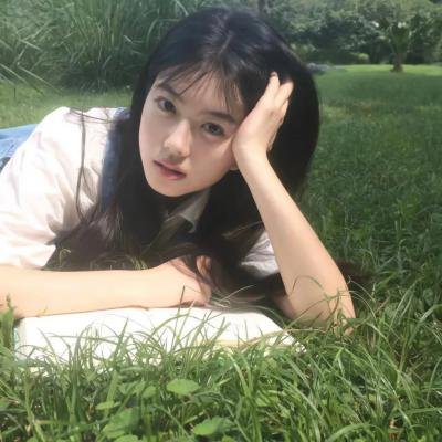 社交平台实拍：天王之女直播带货翻车，被批炫富